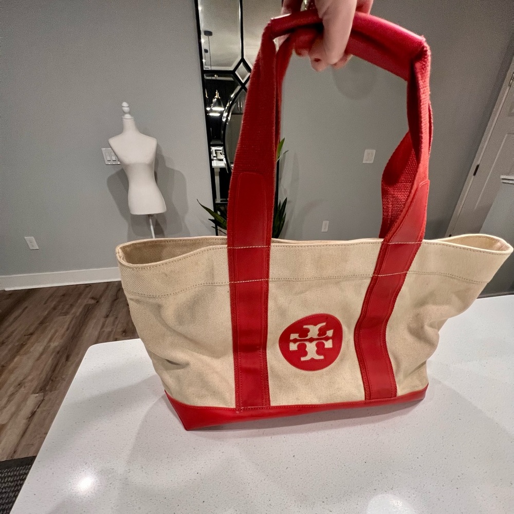 Used Tory Burch Canvas Shoulder Bag ♥️ - Picture 2 of 16